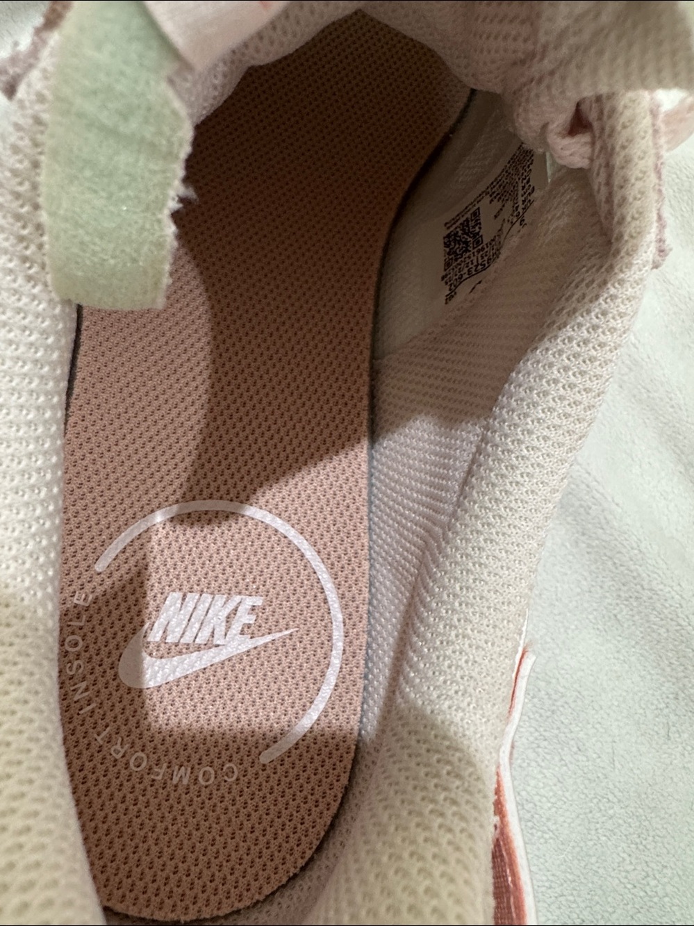 Nike Women’s Sneaker in Cream & Blush Pink - Picture 5 of 7